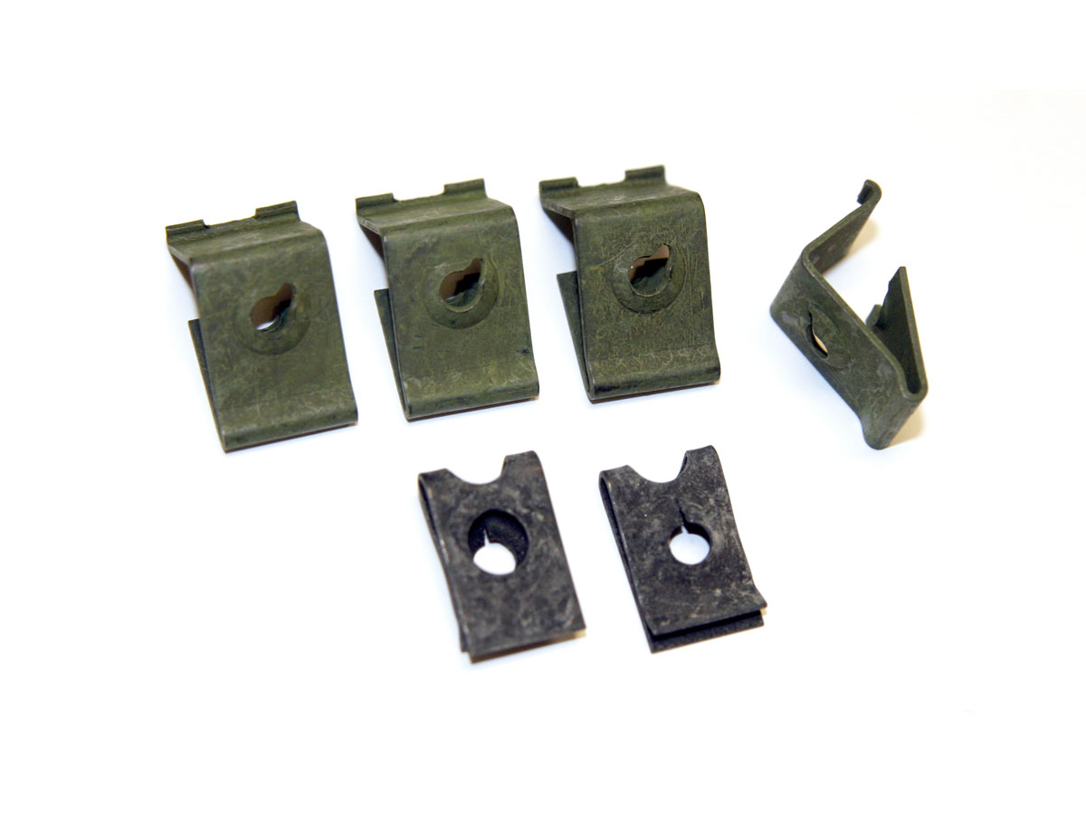(image for) 64-66 INSTRUMNET BEZEL RETAINING CLIPS - Click Image to Close