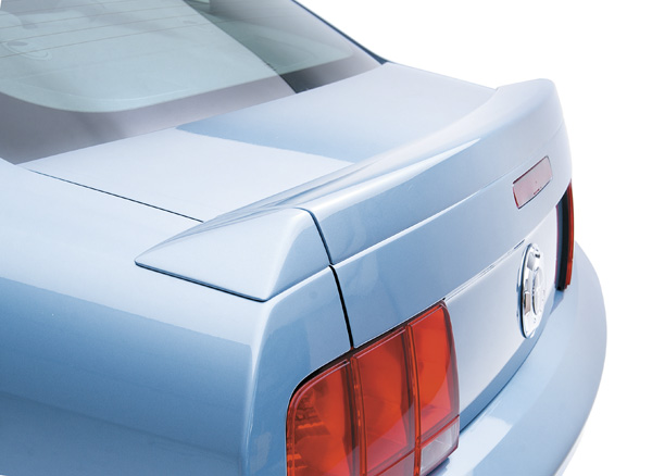 (image for) 05-09 MACH 3 REAR SPOILER (COVERS FACTORY SPOILER HOLES) - Click Image to Close