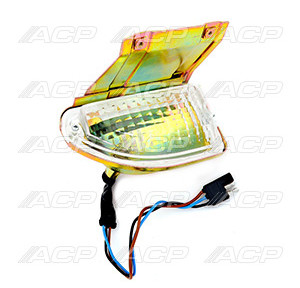 (image for) 69 RH PARKING LIGHT LAMP ASSMBLY (3 WIRE PLUG) - Click Image to Close