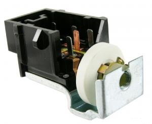 (image for) 80-86 HEADLIGHT SWITCH - WITH FOG LIGHTS - Click Image to Close